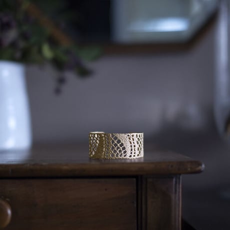 recollection lace bangle (2L)