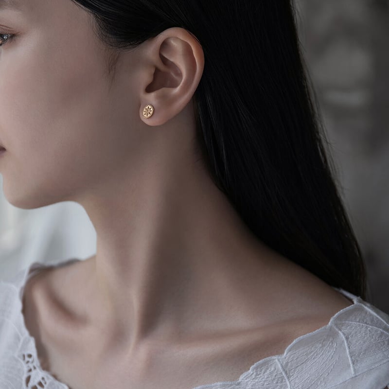 美品　maison rubus ピアスstratum pierce 週末限定価格 美品 maison rubus ピアスstratum pierce - メルカリ