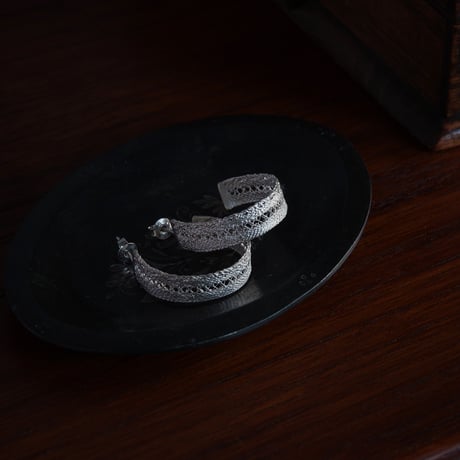 recollection lace pierce (M)