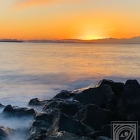 朝焼けの海岸