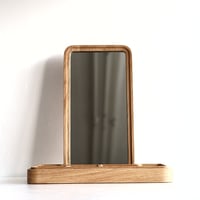 MIRROR BOX
