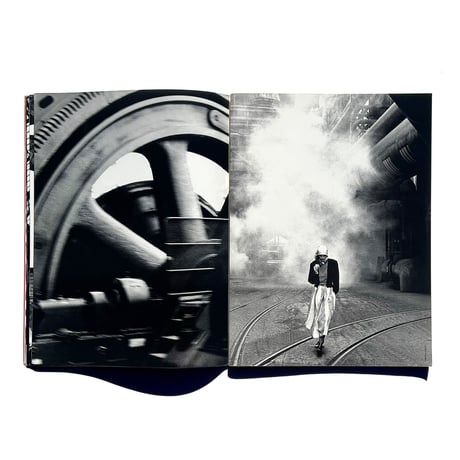 COMME des GARÇONS Six 02