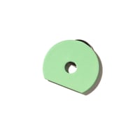 MARTENS/MARTENS METAL BADGE CUT ROUND S SOFT GREEN