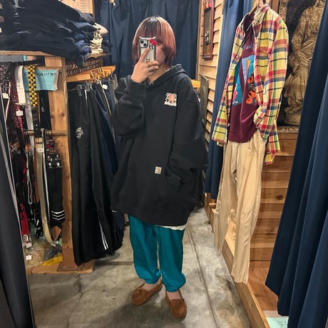 Carhartt アニマルプリントフーディー