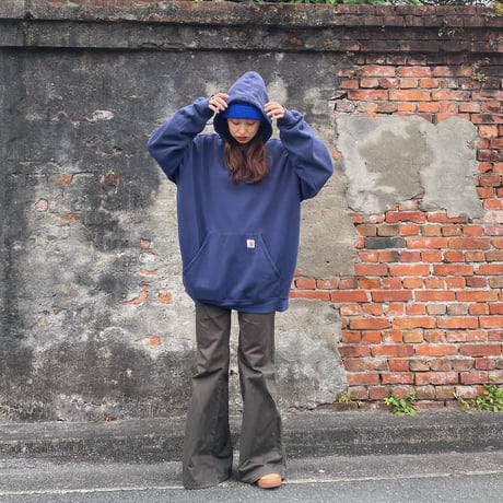Carhartt バックプリントパーカー