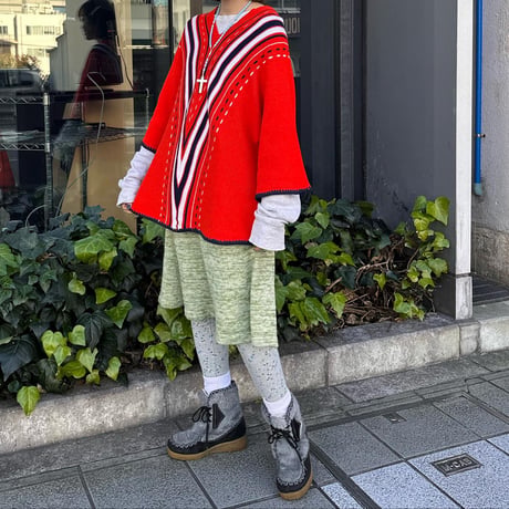 Ｖネックデザインニット