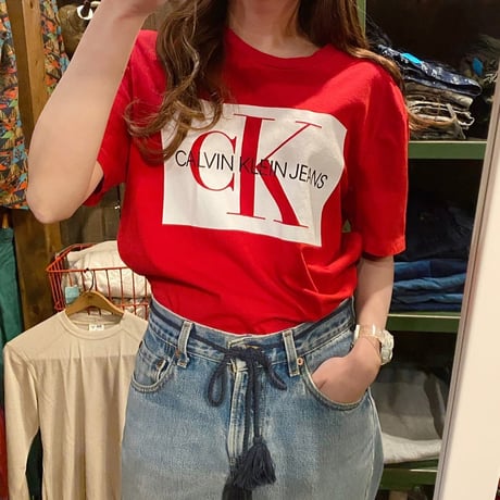 Calvin Klein プリントTシャツ