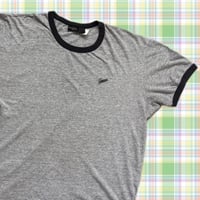 GUESS リンガーTシャツ