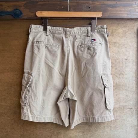 Tommy Hilfiger カーゴハーフパンツ（W33）