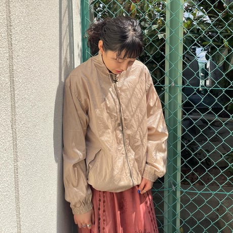 キラキラ光沢ブルゾン
