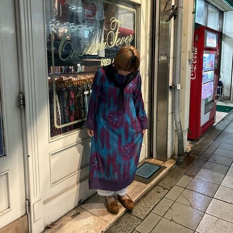 フレアスリーブ花柄ワンピース