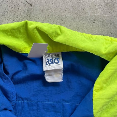 asicsナイロンハーフジッププルオーバー