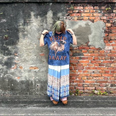 THE MOUNTAIN  ラクダ  タイダイTシャツ