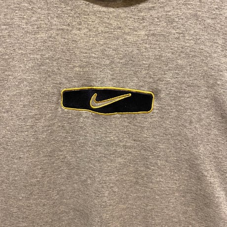 NIKEリンガーtシャツ