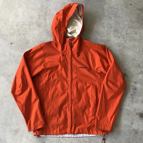 PATAGONIA 〝トレントシェルジャケット〟