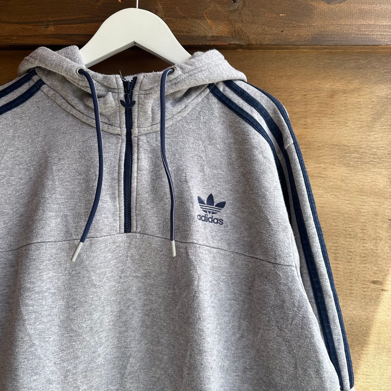 adidas ハーフジップパーカー | CUSTOM FEVER adidas ハーフジップパーカー | CUSTOM FEVER