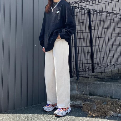 BMW刺繍ナイロンプルオーバー