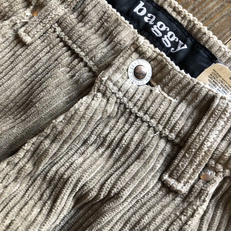 90's Levi's シルバータブ 太畝コーデュロイ W32 L30〝baggy〟