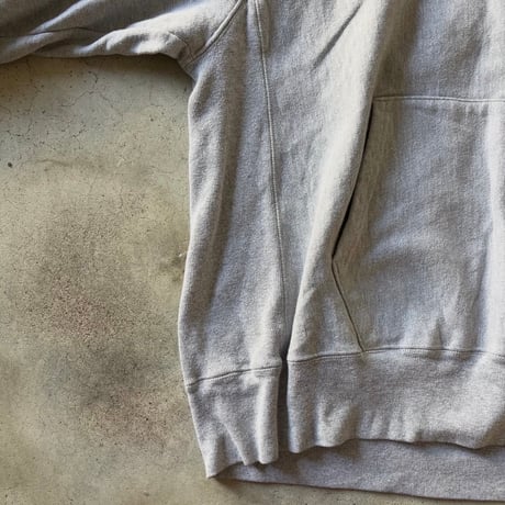 Champion REVERSE WEAVE プリントフーディー