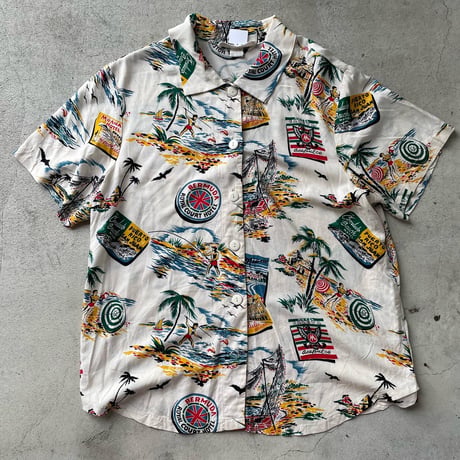 リゾート総柄シャツ