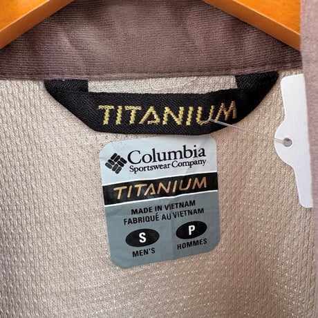 Columbia TITANIUMフィッシングベスト