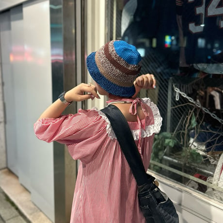 クロシェハット　blue×brown