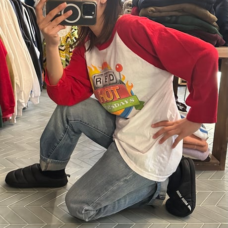 RED HOTラグラン七部袖Tシャツ