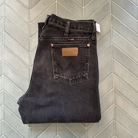 メキシコ製WranglerブラックデニムW32×L38