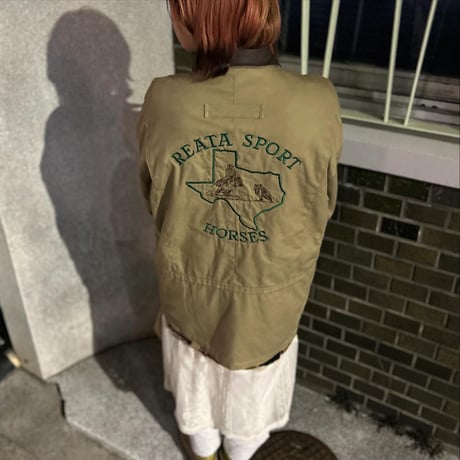 バック刺繍ハンティングジャケット