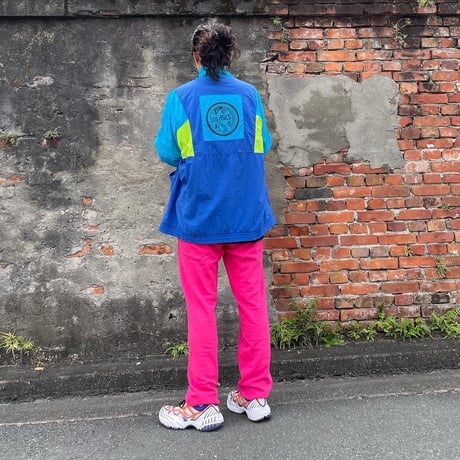 asicsナイロンハーフジッププルオーバー