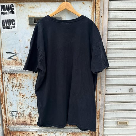 LOONEY TUNES キャラクター集合Tシャツ