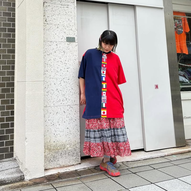 ビンテージ adidas オーバーサイズ フットボールシャツ 万国旗 80-90s adidas 国旗Tシャツ | CUSTOM FEVER