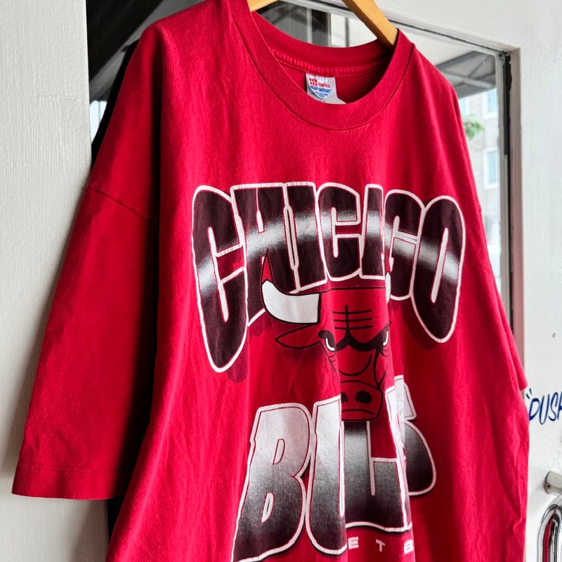 デッドストック★90sシカゴブルズ総柄プリントTシャツL★N20201 90's〜 CHICAGO BULLS プリントT XXL | CUSTOM FEVER