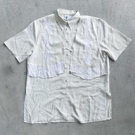 レイヤードデザイン半袖ブラウス