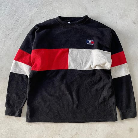TOMMY HILFIGERデザインフリースプルオーバー