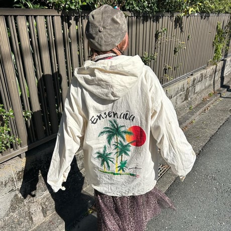 フルボタンバックプリントパーカー