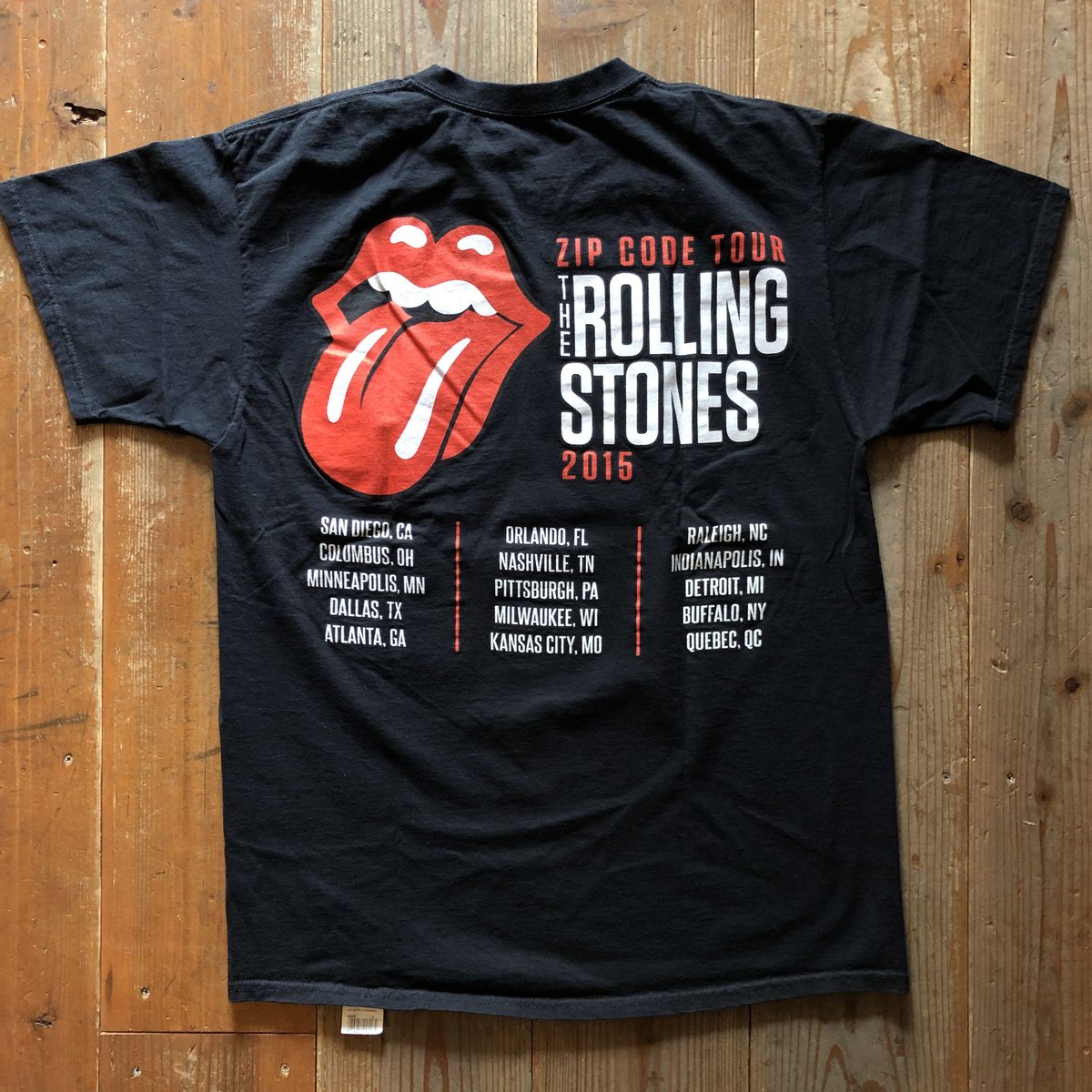 ローリングストーンズ TシャツThe Rolling StonesバンドTシャツ bt2304.jpg