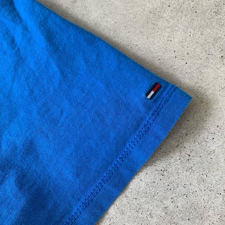 TOMMY HILFIGER　Tシャツ