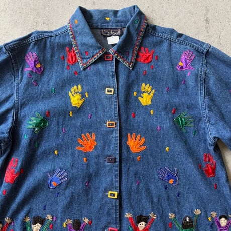 アート刺繍デニムジャケット