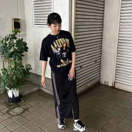 AALIYAH プリントTシャツ