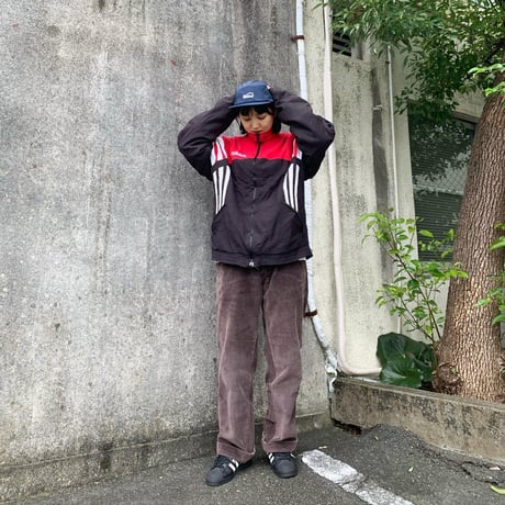 adidas切り替えデザインフルジップ