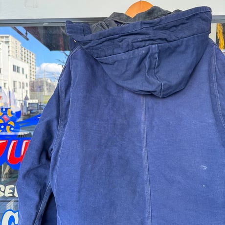 USA製Carhartt フード付きトラディショナルコート