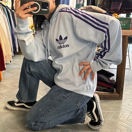 adidas フード付きトラックジャケット