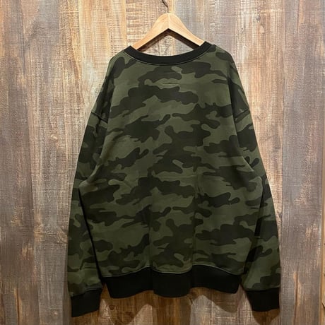 Champion 迷彩柄スウェット