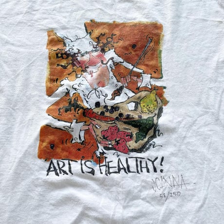 ART IS HEALTHY! Tシャツ
