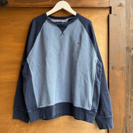 Tommy Hilfiger ラグランスウェット