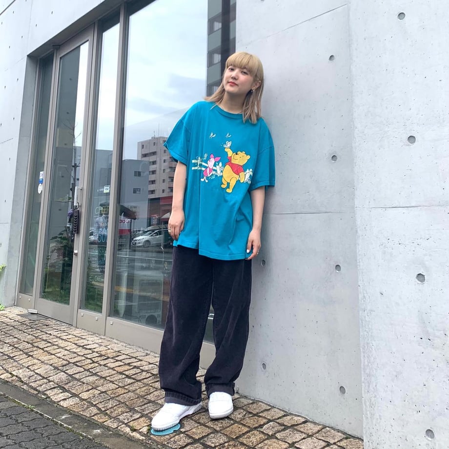 60c850ff933e9b22548d6d9d