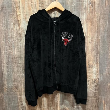 NBA CHICAGO BULLS ベロアジップパーカー