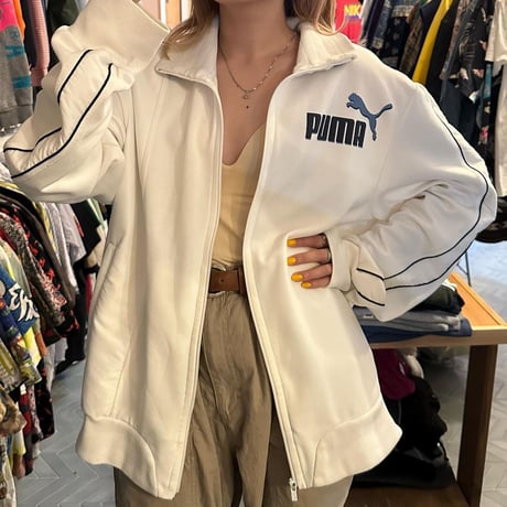 PUMAトラックジャケット