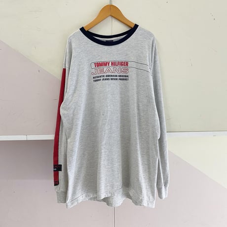 TOMMY JEANSアシンメトリーロンＴ